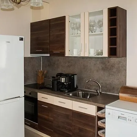 Chicho Tomovata Koliba * Welika