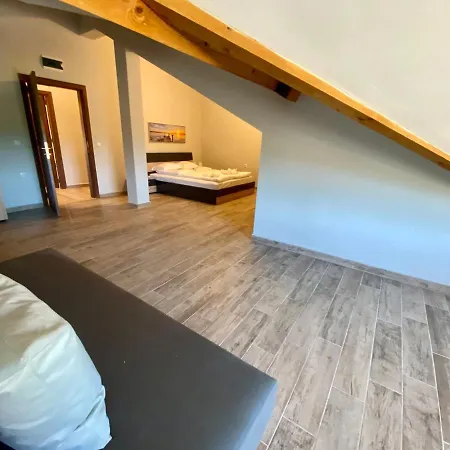 Chicho Tomovata Koliba Tatil Evi Velika