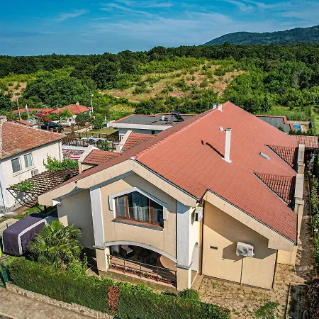 Chicho Tomovata Koliba Holiday home Velika