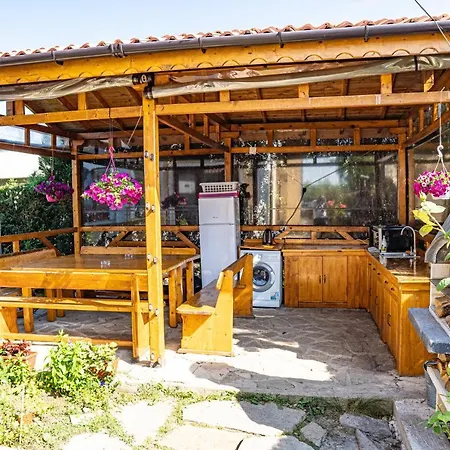 Chicho Tomovata Koliba Tatil Evi Velika